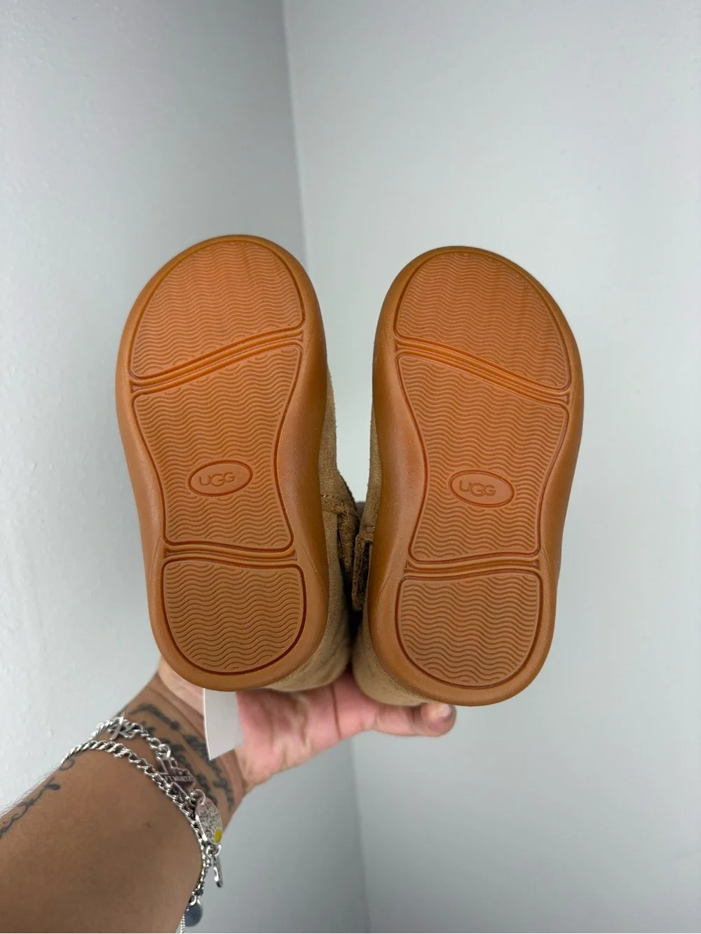 UGG Toddler Classic Short Boots in Chestnut